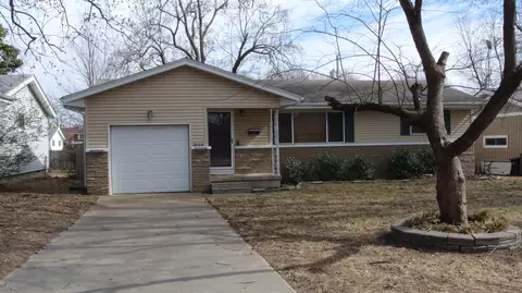 1844 S Plaza Ave, Springfield, MO 65804 photo 1