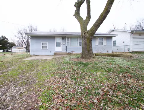 2050 N Marion Ave, Springfield, MO 65803 photo 1