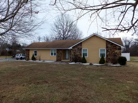 6970 Brayfield Dr, Willard, MO 65781 photo 1