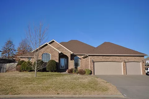 903 N 15th Ave, Ozark, MO 65721 photo 1