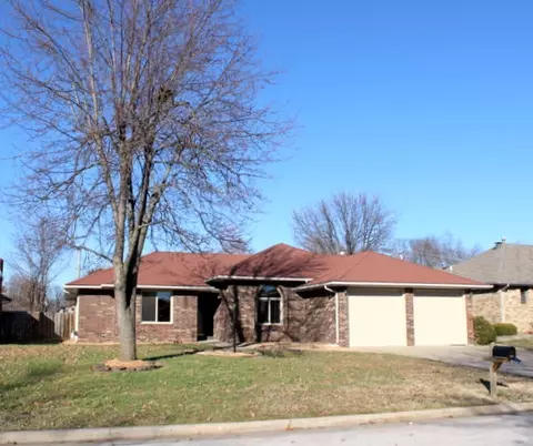 3345 W Tracy Ct, Springfield, MO 65807 photo 1