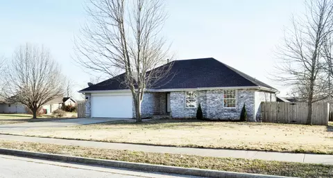 100 Fonda Ln, Willard, MO 65781 photo 1