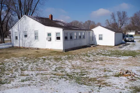 640 N Meteor Ave, Springfield, MO 65802 photo 1