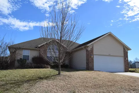 1052 S 12th Ave, Ozark, MO 65721 photo 1