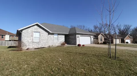1042 Blackwood Rd, Springfield, MO 65802 photo 1