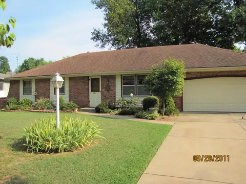 782 W Deerfield St, Springfield, MO 65807 photo 1