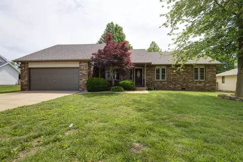 190 S Peach Tree Ln, Republic, MO 65738 photo 1
