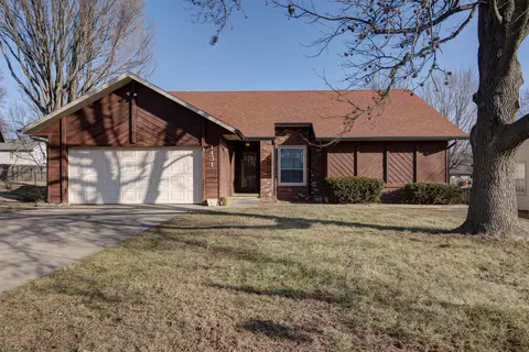 1431 W Riverside St, Springfield, MO 65807 photo 1