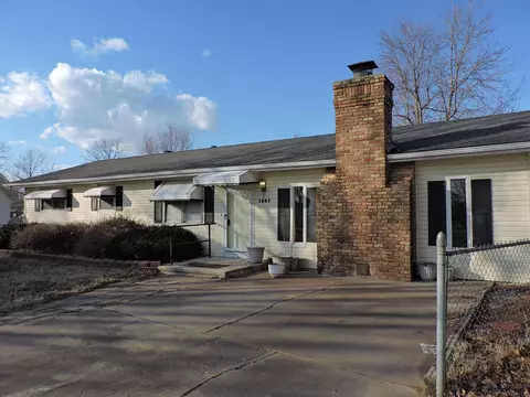 1247 N Hillcrest Ave, Springfield, MO 65802 photo 1