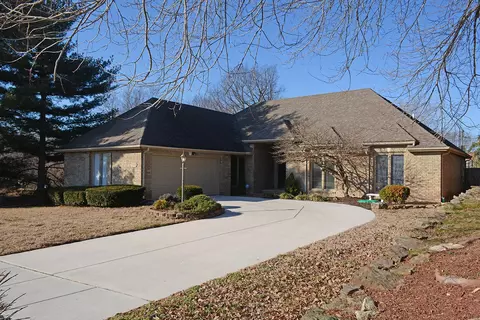 3305 S Oak Ave, Springfield, MO 65804 photo 1