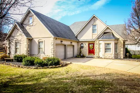 3655 S Britain Ave, Springfield, MO 65807 photo 1