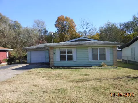 726 N Fulbright Ave, Springfield, MO 65802 photo 1