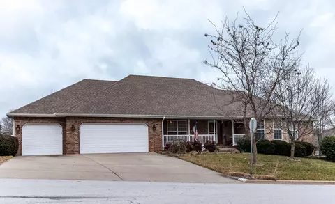 2802 N Skyview Ln, Ozark, MO 65721 photo 1