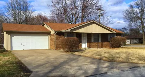 3107 W Countryside Dr, Springfield, MO 65807 photo 1