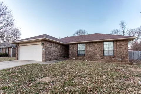 3805 W Harrison St, Springfield, MO 65802 photo 1