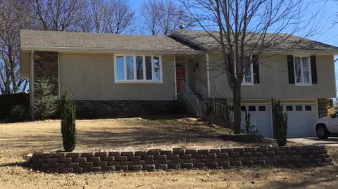 4728 S Leroy Ave, Springfield, MO 65810 photo 1