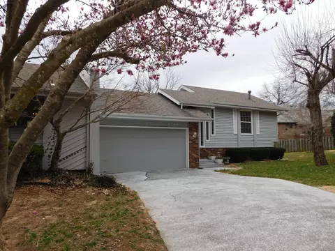 2180 E Regency Pl, Springfield, MO 65804 photo 1