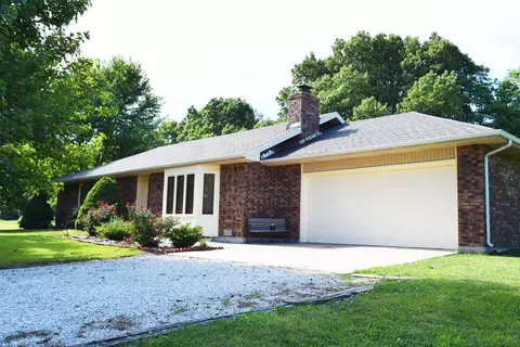 9015 W Rustic Dr, Willard, MO 65781 photo 1