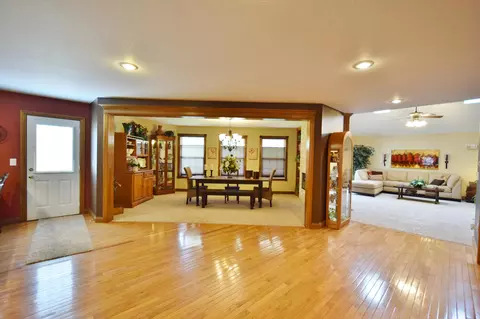2703 N Skyview Ln, Ozark, MO 65721 photo 1