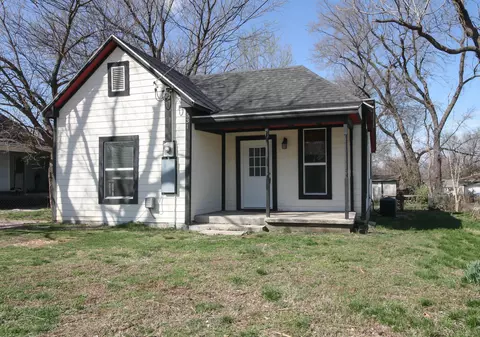 531 E Atlantic St, Springfield, MO 65803 photo 1