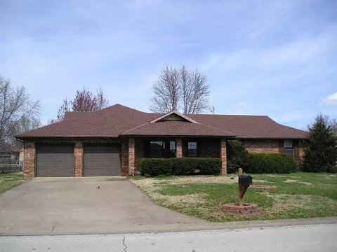 211 E Halsey St, Republic, MO 65738 photo 1