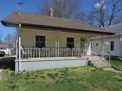 1521 E Cairo St, Springfield, MO 65802 photo 1