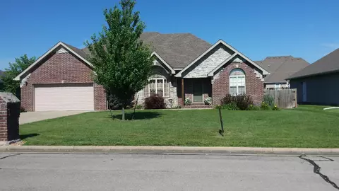 951 Brookside Dr, Marshfield, MO 65706 photo 1