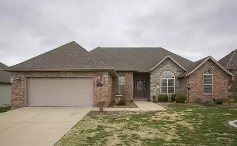 5570 S Dayton Ave, Springfield, MO 65810 photo 1