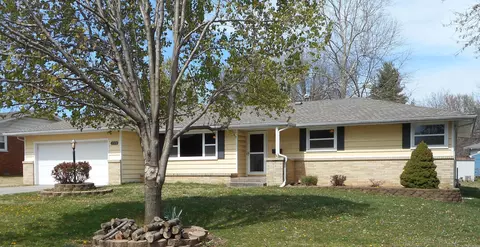 2009 E Cambridge St, Springfield, MO 65804 photo 1