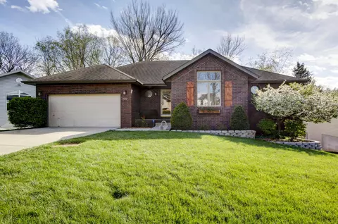 2042 W Willow Lks, Springfield, MO 65810 photo 1