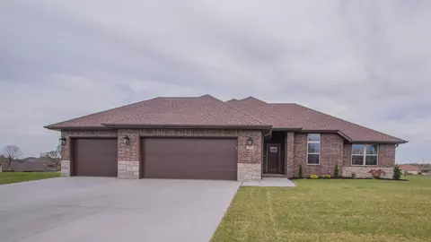357 W Thistlewood Dr, Springfield, MO 65803 photo 1