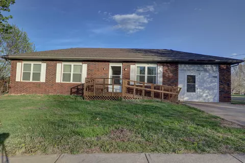 2008 E Rosewood St, Republic, MO 65738 photo 1
