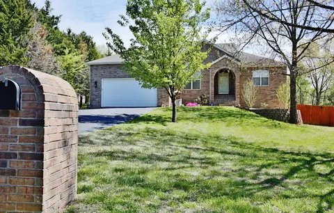 122 Shelby Ln, Branson, MO 65616 photo 1
