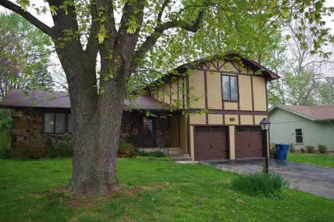 3451 S Carriage Ave, Springfield, MO 65809 photo 1