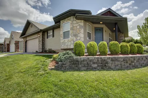 3242 N East Ave, Springfield, MO 65803 photo 1