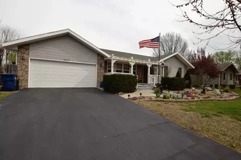 1503 E Sycamore St, Ozark, MO 65721 photo 1