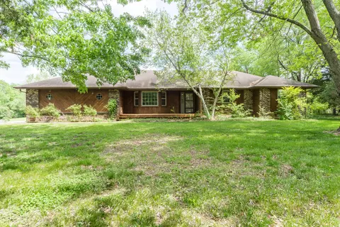 1208 Clearview Ln, Nixa, MO 65714 photo 1