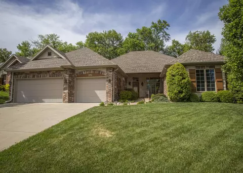 3791 E Fox Grape St, Springfield, MO 65809 photo 1