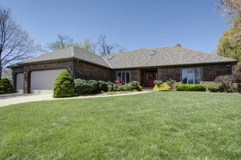 1937 E Norshire St, Springfield, MO 65804 photo 1