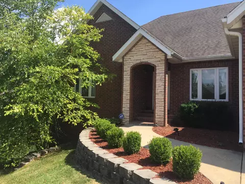 128 Roark Hills Dr, Branson, MO 65616 photo 1