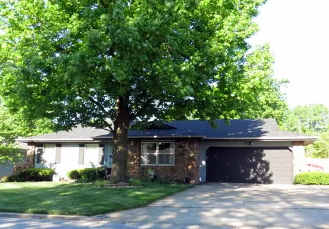 2473 S Virginia Ave, Springfield, MO 65807 photo 1