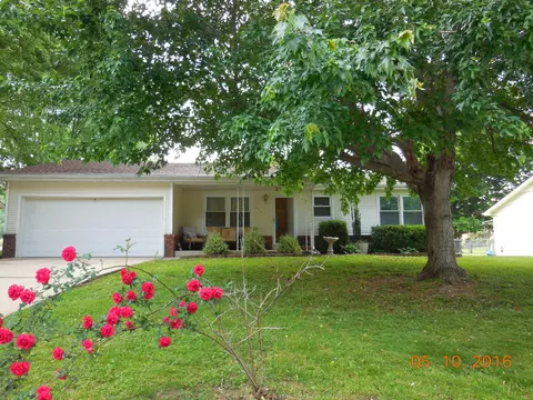 2248 E Livingston St, Springfield, MO 65803 photo 1