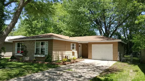 820 N Glenn Ave, Springfield, MO 65803 photo 1