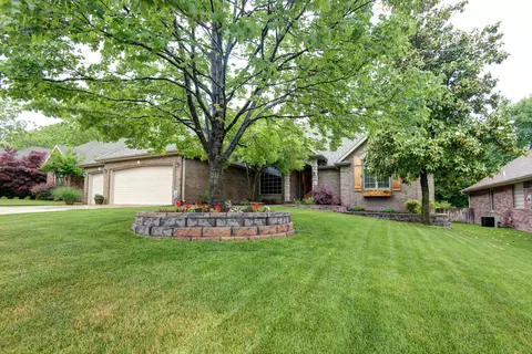 1233 W Oakville Rd, Springfield, MO 65810 photo 1