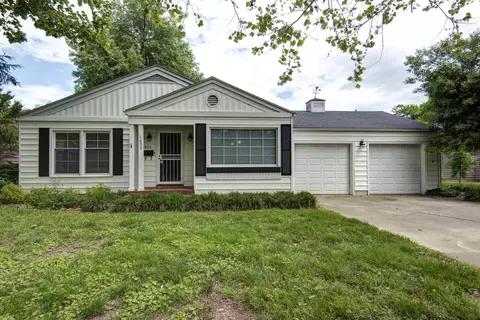 1633 E Bennett St, Springfield, MO 65804 photo 1