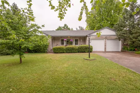 1035 E Portland St, Springfield, MO 65807 photo 1