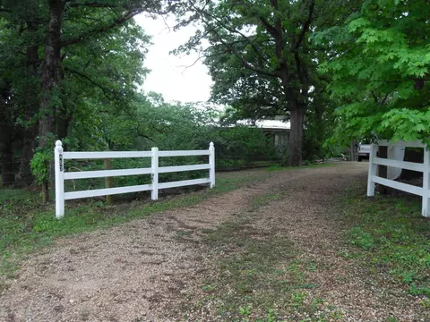 454 Garrison Rd, Chadwick, MO 65629 photo 1