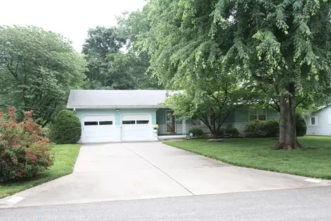 682 W Highland St, Springfield, MO 65807 photo 1