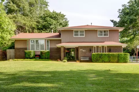 3553 E Churchill St, Springfield, MO 65809 photo 1