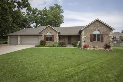 1216 S Raintree Pl, Springfield, MO 65809 photo 1